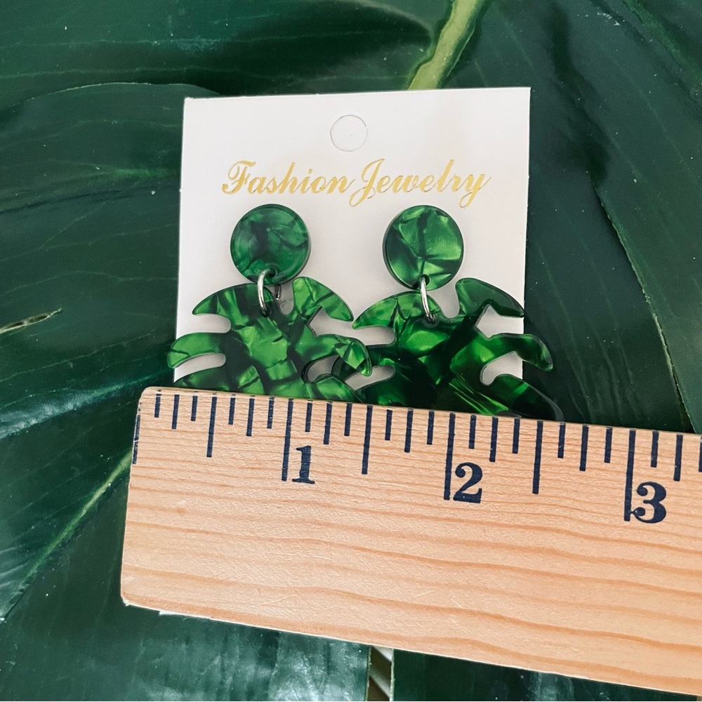 Tropical palm leaf earrings and leaf necklace vacation set in gold & green NWT - Picture 14 of 16